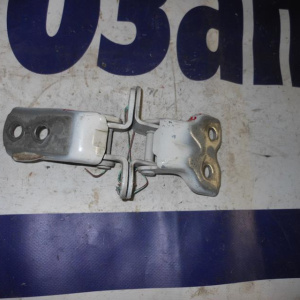 Петли на дверь Toyota Ipsum ACM20 перед, лев (пара)