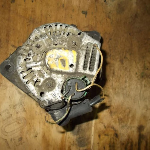 Генератор TOYOTA 1RZ/2RZ 4 конт. круглый разъем