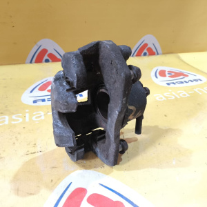 Суппорт Toyota SCP10/NCP10/NCP15 Vitz перед, прав ПОД ДИСК 235 *18 СКОБА V18 47730-52010