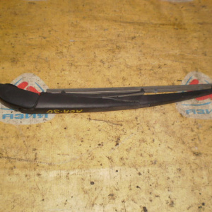 Держатель дворника Toyota Rav4/Vanguard ACA30 R