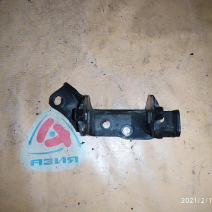 Крепление подушки ДВС Toyota 2ZR Premio ZRE150/ZRE142/ZRT260/ZGM10/ZGE20 CVT K310E L