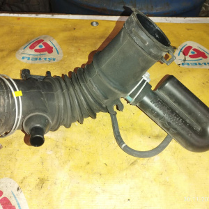 Гофра впускного коллектора Toyota 2AZ Ipsum ACM21 резиновая эл. заслонка