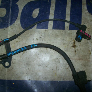 Датчик ABS Toyota Ipsum/Noah/Voxy ACM20/26/AZR60 перед, лев