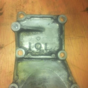 Крепление компрессора кондиционера Suzuki H25A/H27A TD52W/TX92W