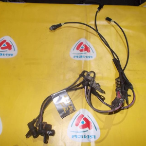 Датчик ABS Toyota Allion/Premio ZZT240/ZZT245 перед, прав 8954220170
