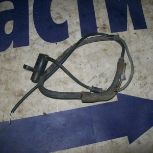 Датчик ABS Toyota RAV4 SXA11 перед, лев