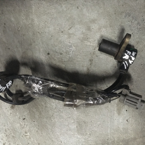 Датчик ABS Nissan Y11/B15/G10 перед, прав Old