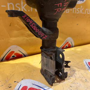 Стойка HONDA RN1/RN3 перед, прав болт 16