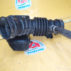 Гофра впускного коллектора Nissan QG15/QG18 Bluebird Sylphy QNG10/B15 '08.2000-02.2003 4WD резиновая, 3 трубки OLD ( ) 165786N100