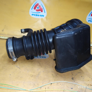 Гофра впускного коллектора Nissan QG15/QG18 Bluebird Sylphy QNG10/B15 '08.2000-02.2003 4WD резиновая, 3 трубки OLD ( ) 165786N100