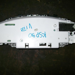 Панель приборов TOYOTA Vitz KSP90