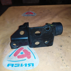 Крепление подушки ДВС Toyota 1AZ-FE/2AZ-FE RAV4 ACA21 4WD U140F перед, лев