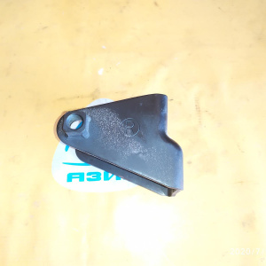 Крепление подушки ДВС Toyota 1AZ-FE/2AZ-FE RAV4 ACA21 4WD U140F зад. R