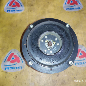 Компрессор кондиционера Toyota 2AZ-FE Camry/Ipsum/RAV4 ACV40/ACM21/ACA30/ACR50 '2003- ( L901 ) 88310-28570