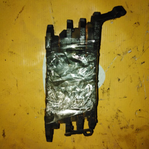 Колодки тормозные Mitsubishi Delica/Challenger K99W/PD8W/K94W/K96W/V44W 4WD F,MR385837,MR389542,MR389543,MR389544