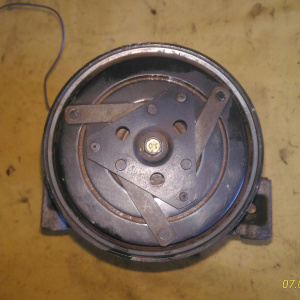 Компрессор кондиционера Nissan QR20/QR25 Liberty/Avenir M12/W11