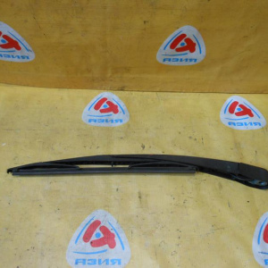 Держатель дворника Mazda Axela BK5P R
