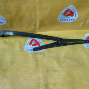 Держатель дворника Toyota Vitz KSP90 R