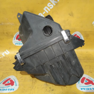Корпус воздушного фильтра Volkswagen Passat B5/3B3 AZX 2.3 V5 3B0133837AM '2001-2005