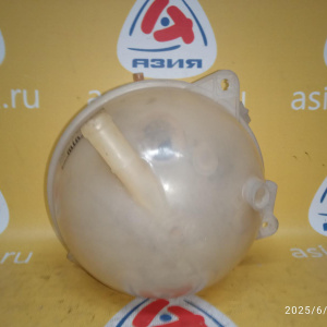Бачок расширительный Volkswagen Passat 1K1/1T1/B6/3C2 с датчиком 1K0121407A