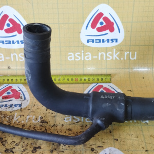 Патрубок  радиатора Toyota 16572-13290 Town Ace Noah KR42/KR52 7K-E L н F низ, цельный резиновый