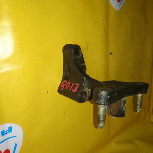 Крепление подушки ДВС Nissan QG13-15 перед, прав