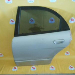 Дверь боковая Daewoo Nubira J150/J190 '1999-2003 зад, лев в сборе (дефект)