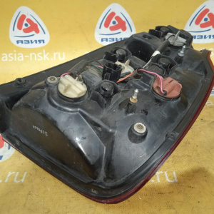 Стоп Hyundai Terracan HP/EF '2001 L поворотник сверху желтый (скол на стекле снизу) 92401-H1010