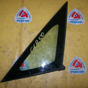 Форточка кузова TOYOTA Estima ACR50 перед, прав