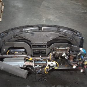 Торпедо Chevrolet Rezzo U100 с Airbag (дефект сверху)