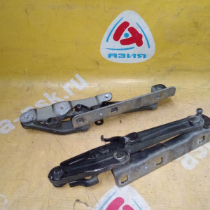 Петля капота Mercedes E-Class W211 пара A2118800029 A2118800128