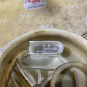 Датчик уровня топлива Mercedes E-Class W211/W219/C219 M272 с фильтром