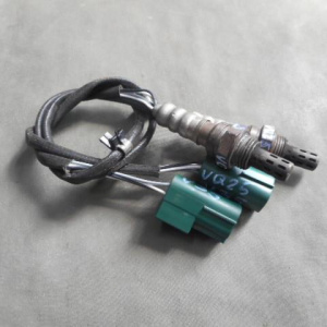 Датчик кислородный Nissan VQ25