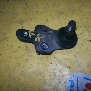 Шаровая Toyota ACV30 Camry перед, прав