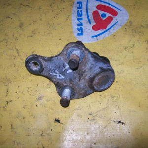 Шаровая Toyota ACR50 перед, прав 43330-49095