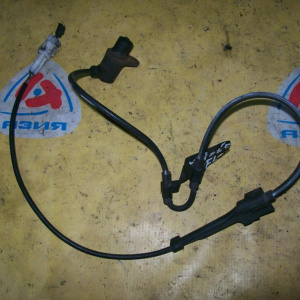 Датчик ABS Toyota Avensis AZT250 перед, лев