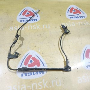 Датчик ABS Subaru Forester SG5 зад, прав 27540SA000 '01.11.2001-31.01.2005