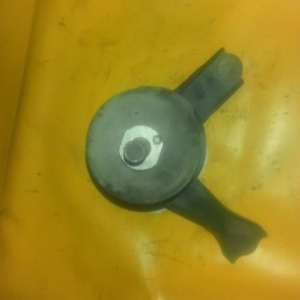 Подушка двигателя Toyota 2GR-FE Harrier GSU35 перед, лев