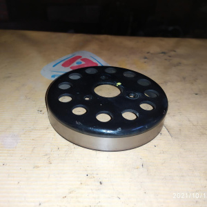 Шкив помпы Toyota Corolla Fielder NZE120 1NZ