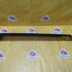 Ветровик Toyota Corolla Fielder NZE140 зад, лев
