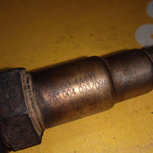 Датчик кислородный Hyundai D4CB H1/Grand Starex HR/TQ/BL/JC '2007-2012 в Перед катал. 6 конт. 5 проводов 2.5 CRDi VGT Euro 4 0281004093