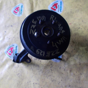 Ступица Toyota ZZE129 WiLL VS зад, лев 4WD ABS