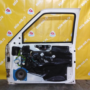 Дверь боковая Chevrolet Blazer S10/T10/S15/T15 '2001 перед, прав в сборе/без обшивки