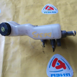 Главный тормозной цилиндр Mazda DE3FS Demio