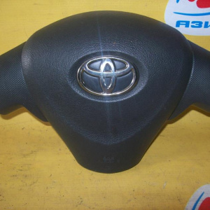 Подушка безопасности TOYOTA Corolla Fielder NZE144 вод.3сп.  (с зарядом)