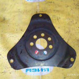 Маховик MITSUBISHI 4G63/4D68 RVR/Chariot/Libero N23W/N43W/CB8W a/t пластина 7+3 отверстия MD760084