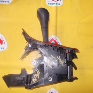 Ручка переключения АКПП Toyota Corolla NZE120