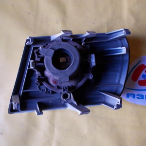 Заглушка в бампер Nissan Presage/Wingroad U30/Y11 R с туманкой