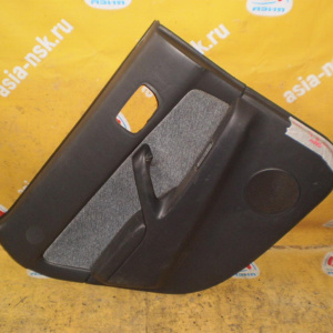 Обшивка двери Toyota Vista SV40 зад, лев Hardtop