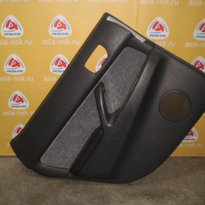 Обшивка двери Toyota Vista SV40 зад, лев Hardtop